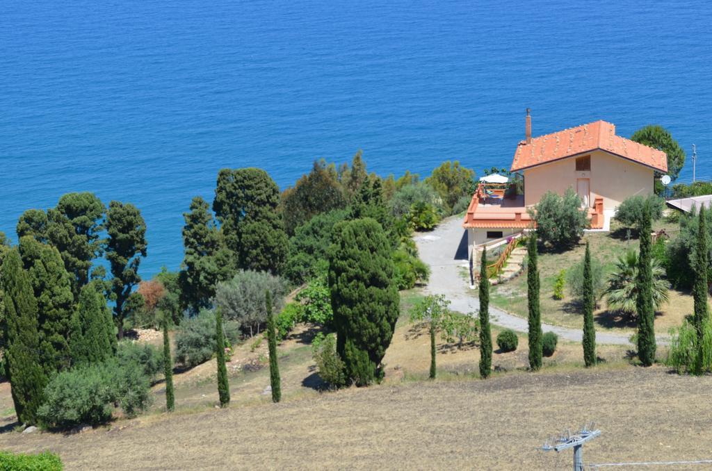 Villa Terramare Castel di Tusa Habitación foto